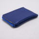 Le porte-monnaie compact bleu