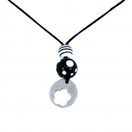 Necklace with black/white Murano glass beads and stainless